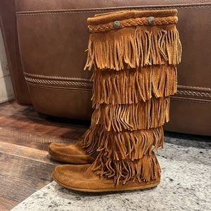 Minnetonka tall 5 layer fringe